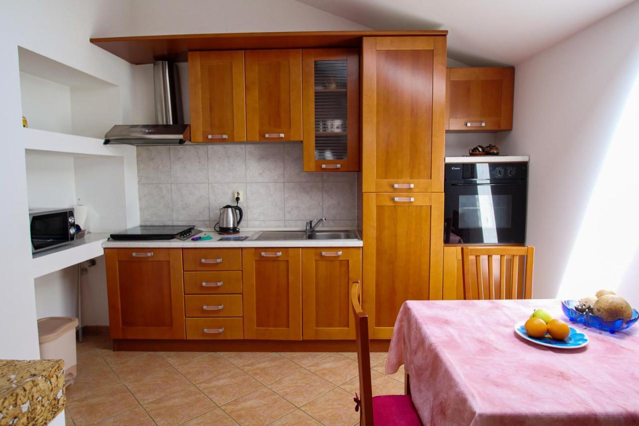 Amu Apartment بولا المظهر الخارجي الصورة