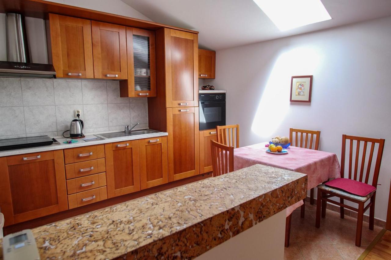 Amu Apartment بولا المظهر الخارجي الصورة